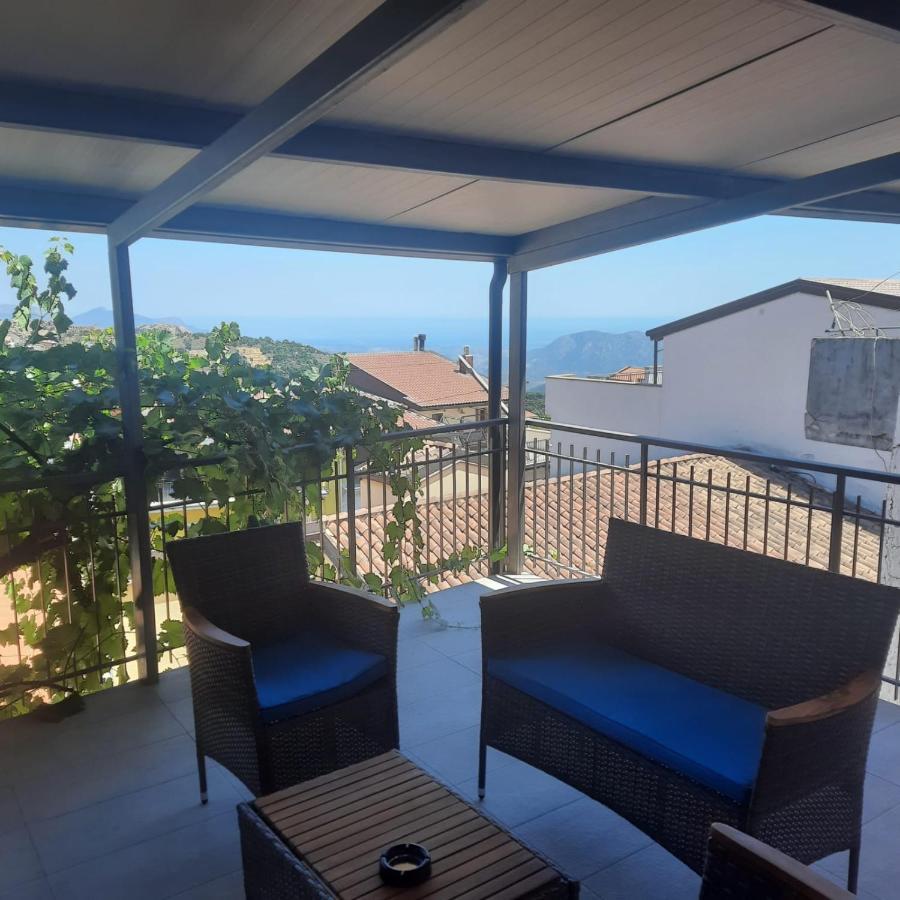 Affittacamere Il Vicoletto Aria Ona Villagrande Strisaili Buitenkant foto