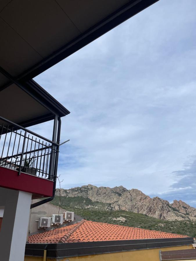 Affittacamere Il Vicoletto Aria Ona Villagrande Strisaili Buitenkant foto