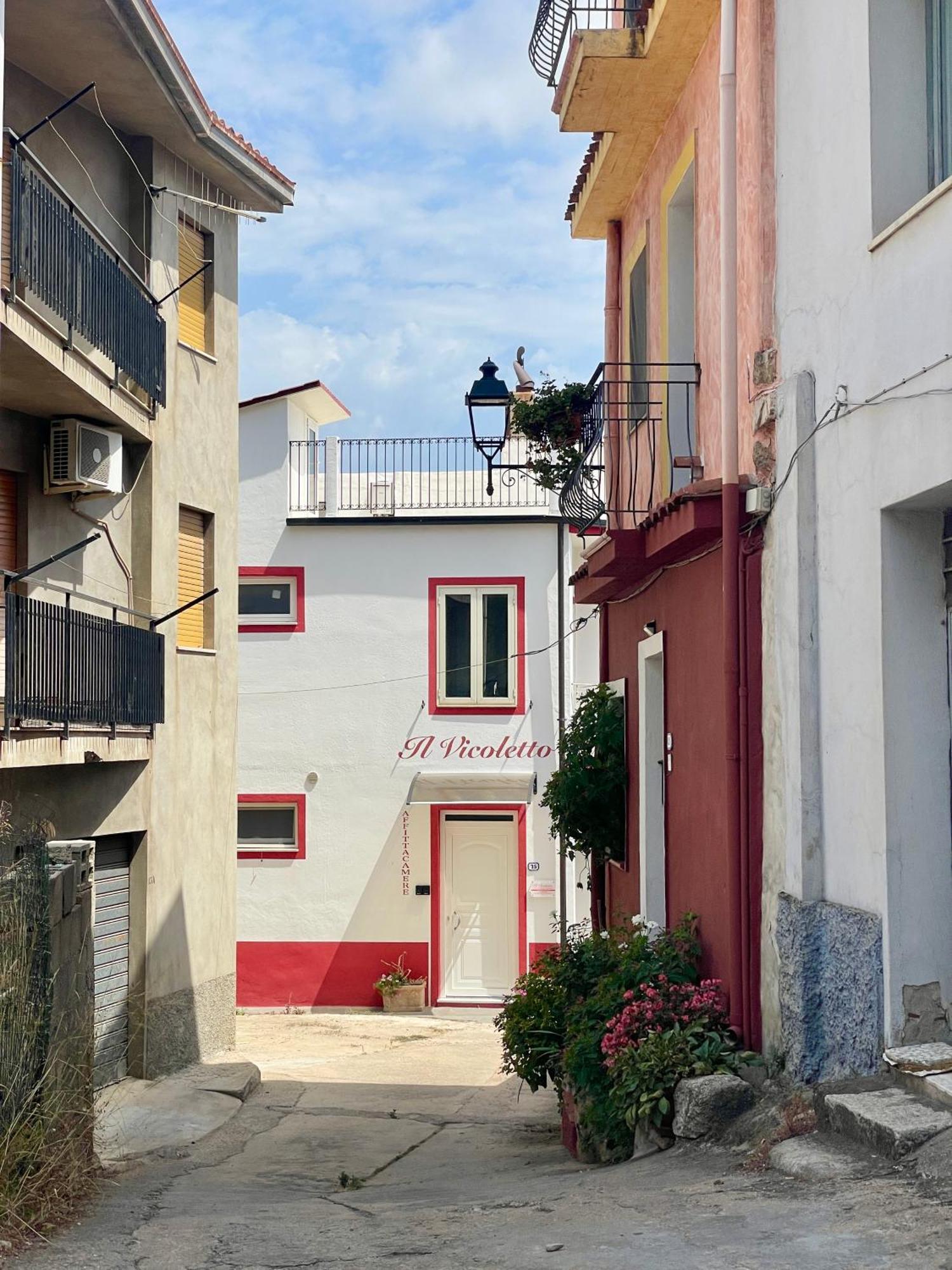 Affittacamere Il Vicoletto Aria Ona Villagrande Strisaili Buitenkant foto